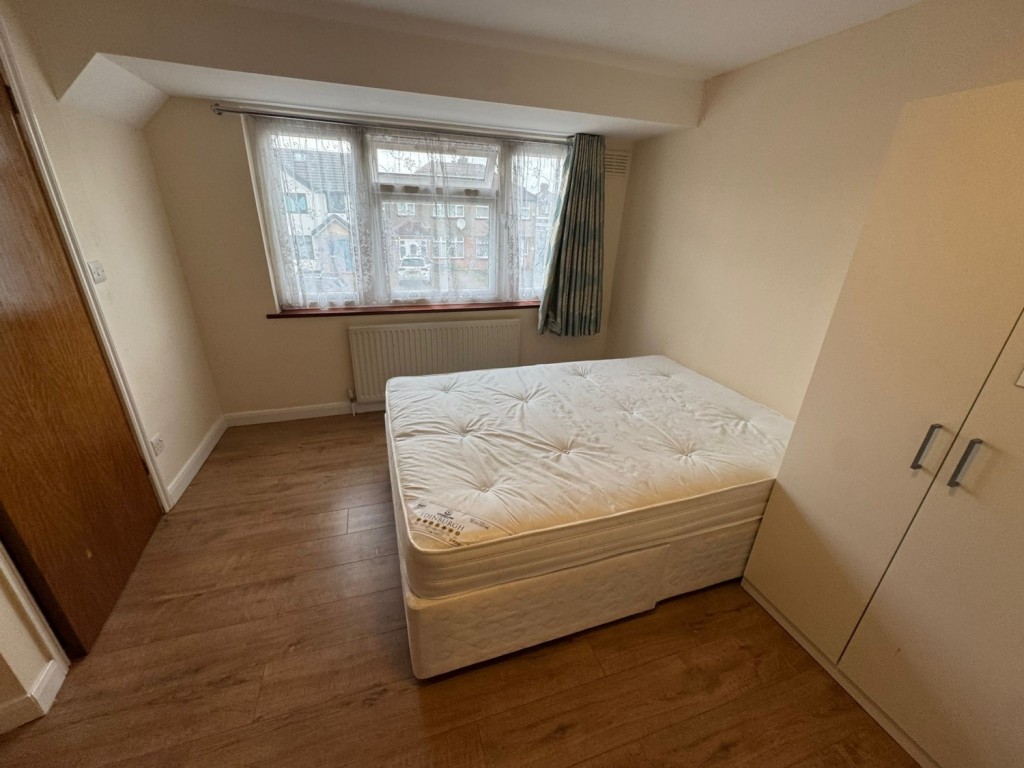 Images for Seaton Road, Hayes, Greater London, UB3 1NS EAID:rouge BID:rouge